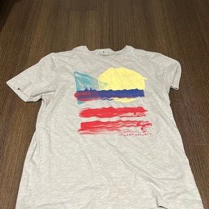 Large banana republic T-shirt